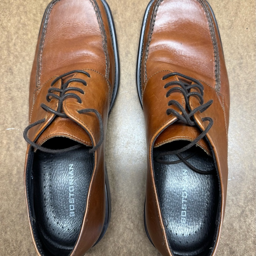 Bostonian Men's Tan Leather Oxfords